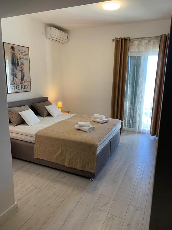 פודגורה Apartmani California II מראה חיצוני תמונה
