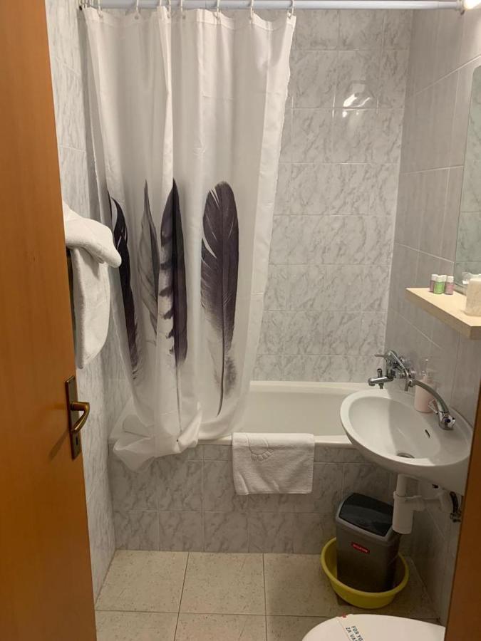 פודגורה Apartmani California II מראה חיצוני תמונה