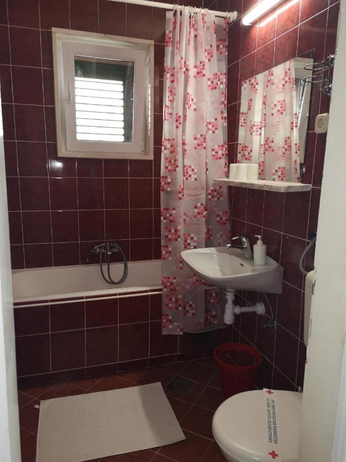 פודגורה Apartmani California II מראה חיצוני תמונה