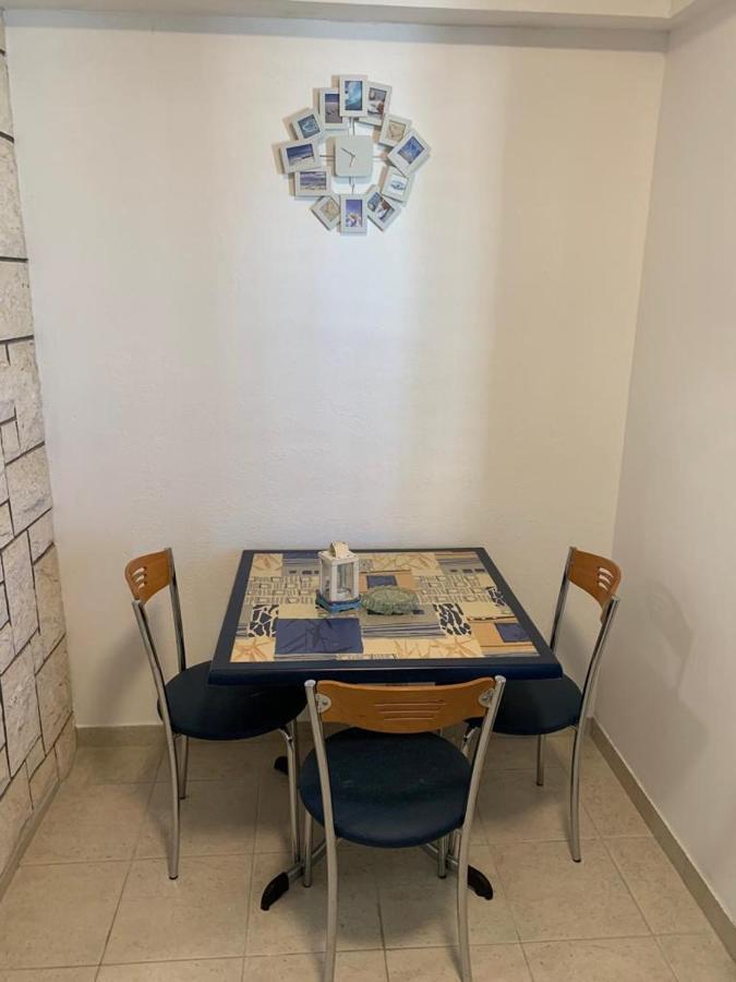 פודגורה Apartmani California II מראה חיצוני תמונה